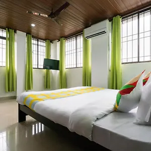 3* Guest house Oyo Home 49697 Aj Apartments