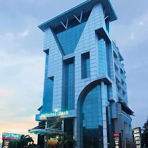 4* Hotel Park Residency, Kakkanad