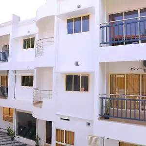 2* Hotel Hisham Residency